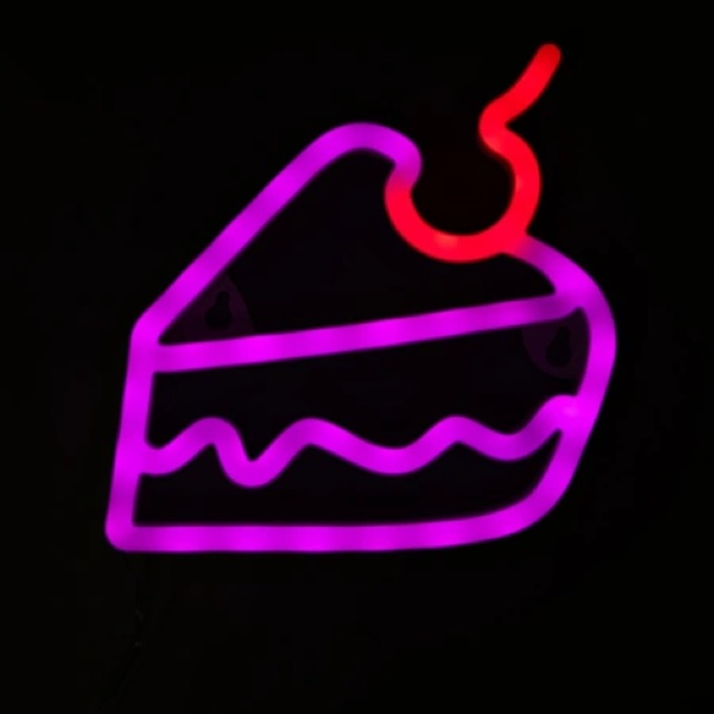 Cake LED Wall Light 🍰